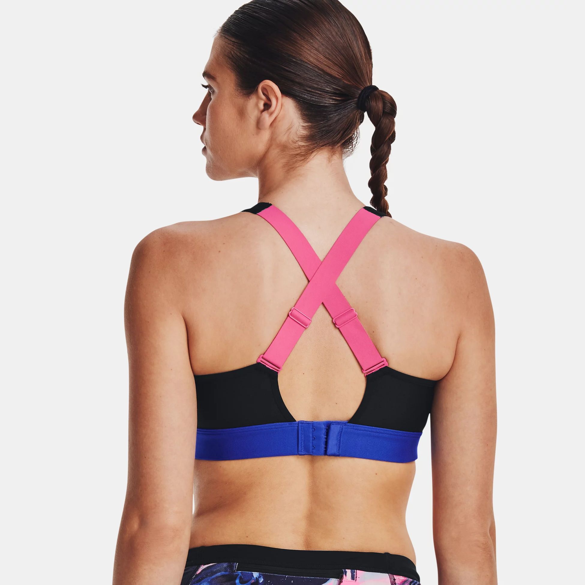 https://img1.sportconcept.com/backend_nou/content/images/fitness-under-armour%20ua-infinity-high-harness-sports-bra-20220909124701.jpg