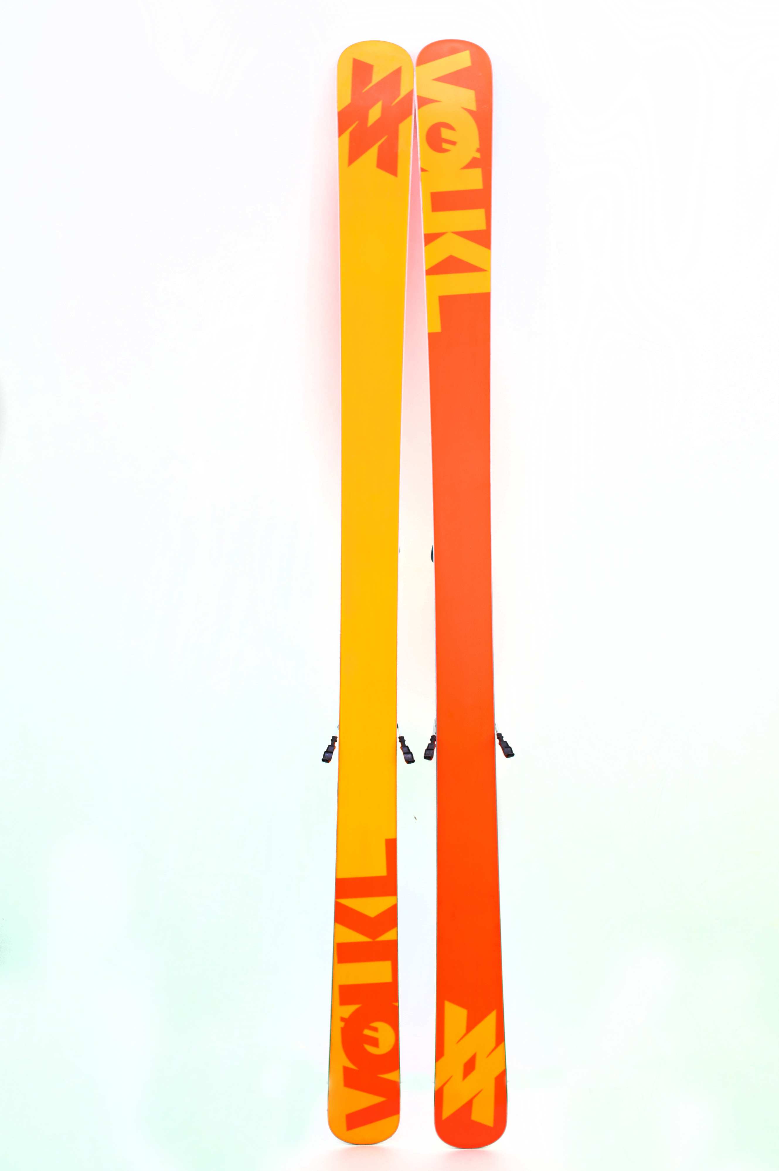 Test Ski | Volkl Kink | Ski equipment Test Ski | Volkl Kink | Ski equipment